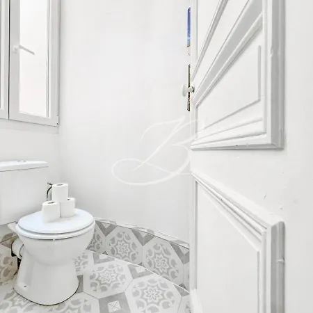 アパート Le Bourgeois Spacious 3 Bedroom *