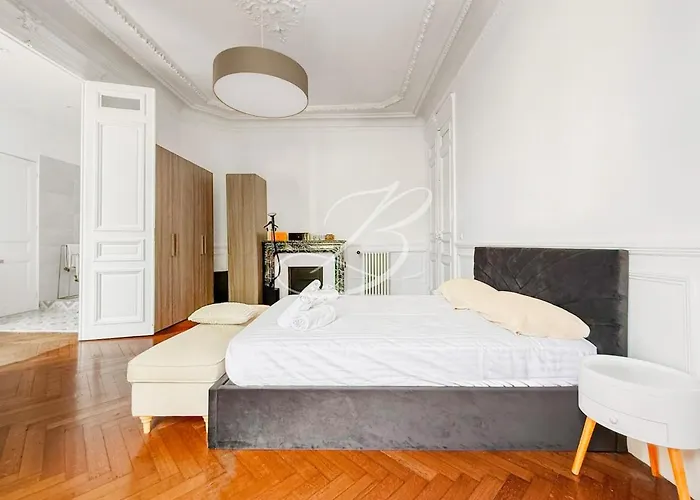 Le Bourgeois Spacious 3 Bedroom Apartman Cannes