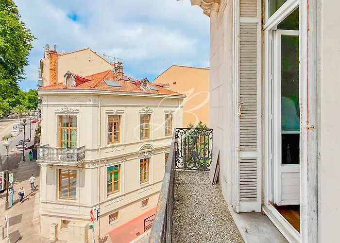Le Bourgeois Spacious 3 Bedroom Lägenhet Cannes