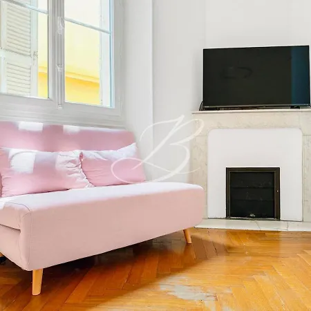 Le Bourgeois Spacious 3 Bedroom *